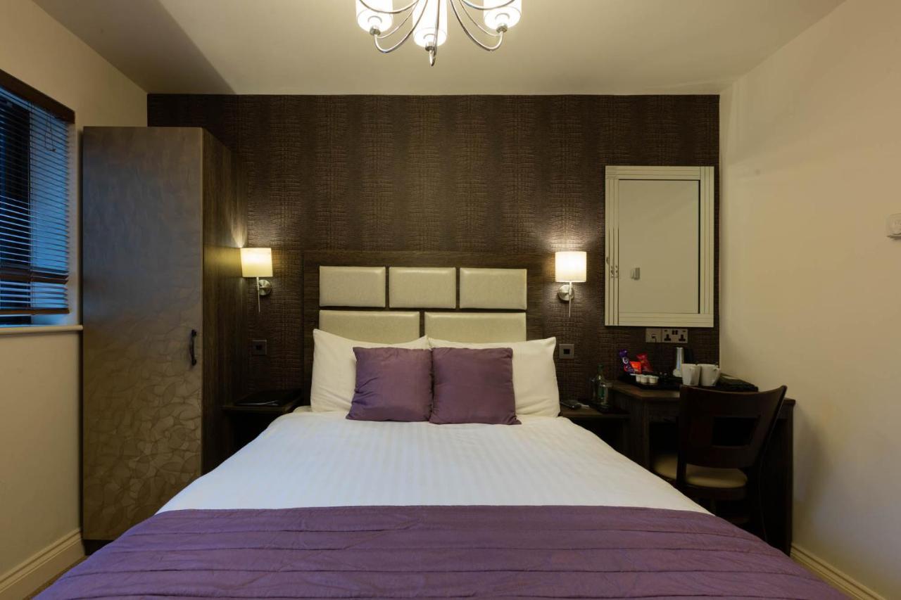 Hotel The White Swan
