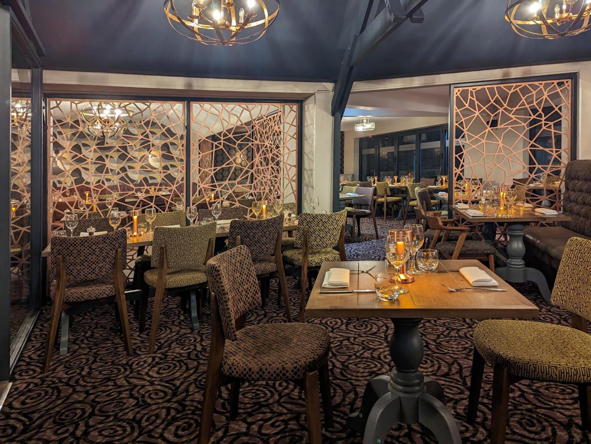 The White Swan 4* Scotter