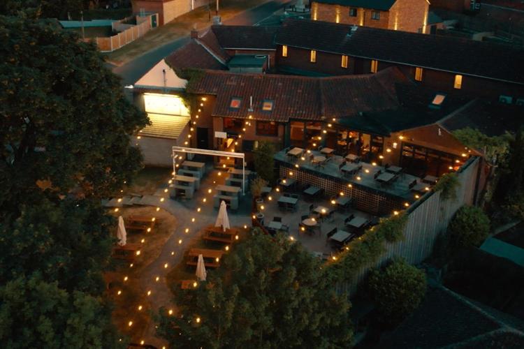 The White Swan 4*